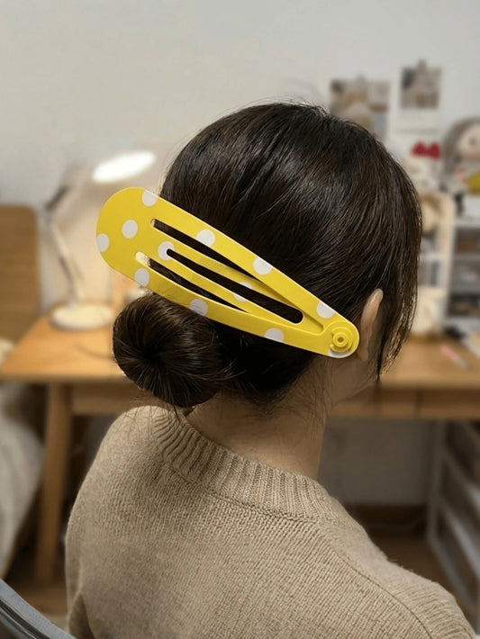 Giant Polka Dot Hair Clip, Clothing Decoration Hair Clip, 3D Printed Fun Desktop Decor, Unique Aesthetic Interior Decoration, Suitable As Quirky Art Gift For Family, Friends Or Office