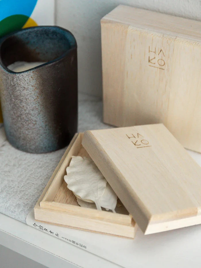 HA KO Paper Incense - Wooden Box Set of 5 With Felt Mat