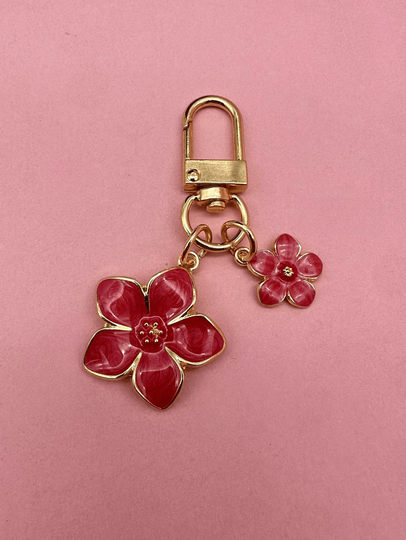 HAILIAN 1pc Metallic Cherry Blossom Shaped Keychain Lightweight & Flowy Cherry Flower With Flat Tag Suitable For Bag Car Keys Couples Birthday Holiday Gifts Valentines