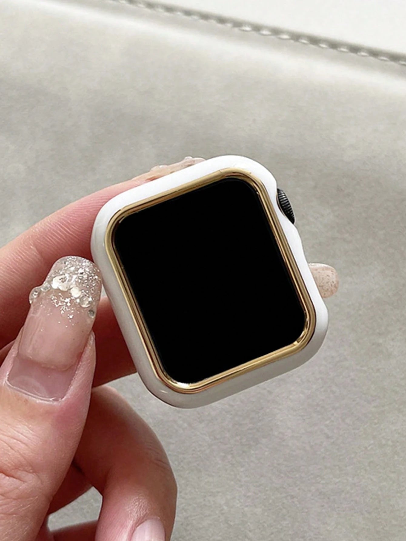 Hollow Out Case Compatible With Apple Watch, Randomly With Or Without Button