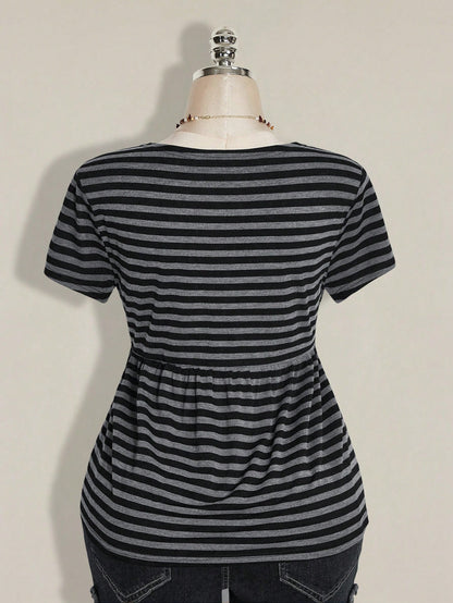 ICON Women's Plus Size Retro Sexy Millennial Style Y2K Simple Casual Everyday Commute Street Style Black And Gray Striped Deep V-Neck Faux Two-Piece Top