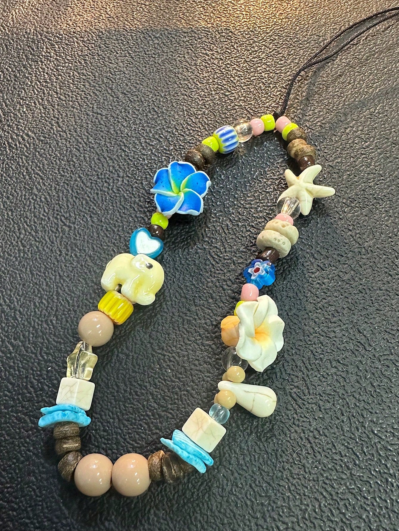 Ins Style Island Sweetheart Phone Lanyard, Camera Beaded Strap, Random Color Beads