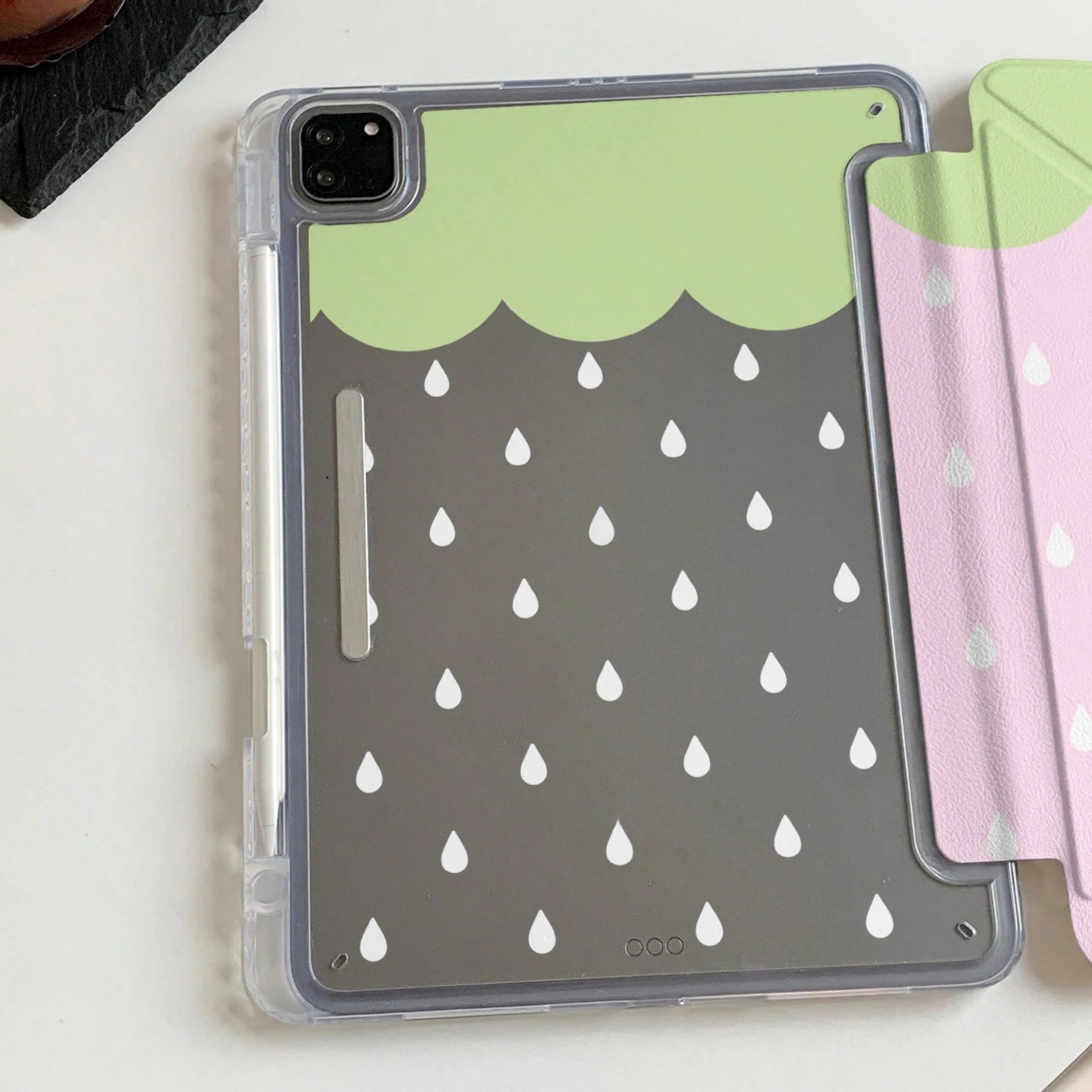 Korean Style Pink Strawberry Water Drop Tablet Protective Case Compatible With Apple 11th Gen, Minimalist 10th Gen Tablet Protective Shell With Pen Slot, Air 82026 New Pro 11 Fashion Mini 7 Cute Air 7
