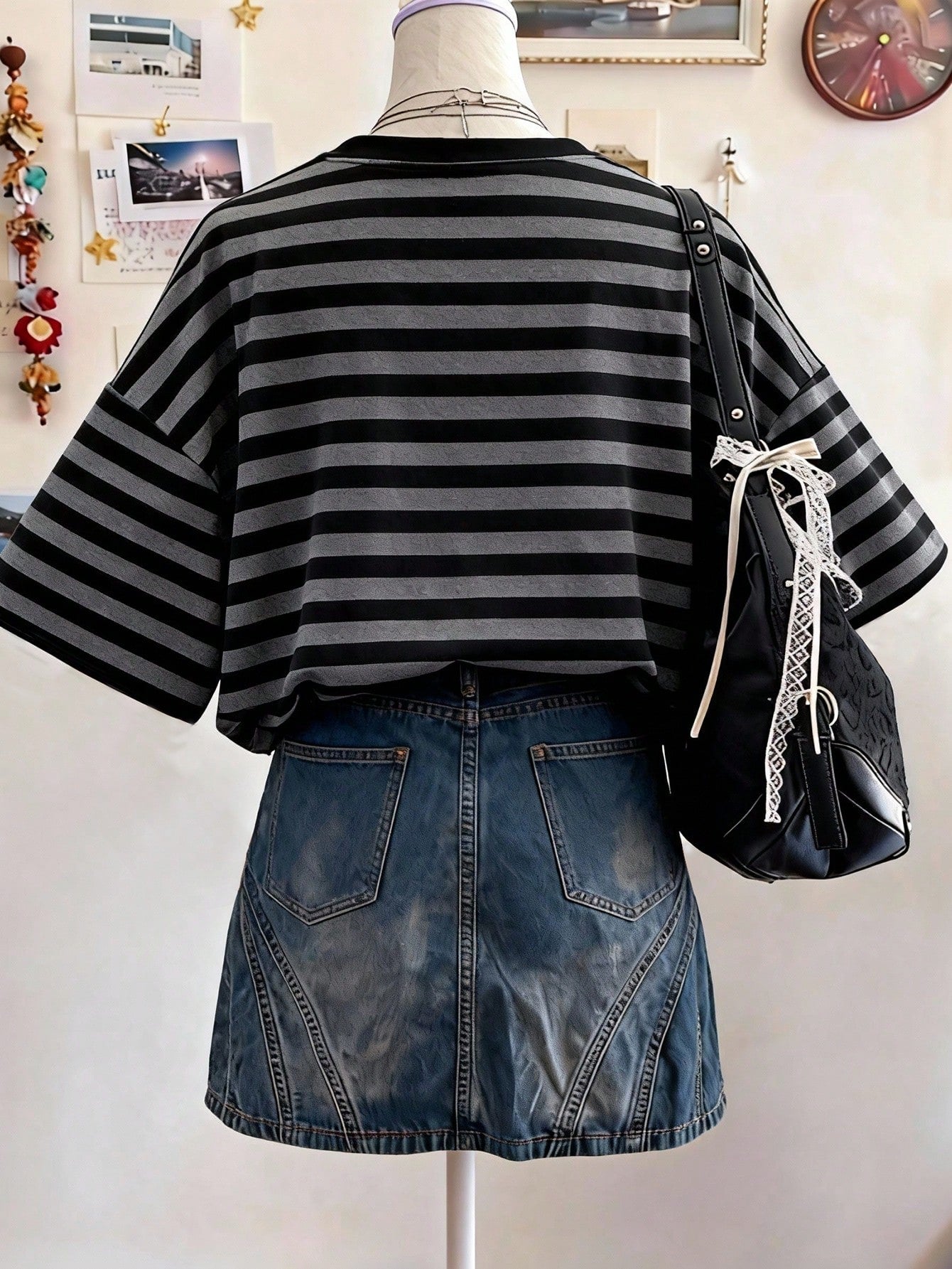 Lalippa Striped Digital Print Casual Plus Size Women Long Round Neck Drop Shoulder T-Shirt, Gift For Friends