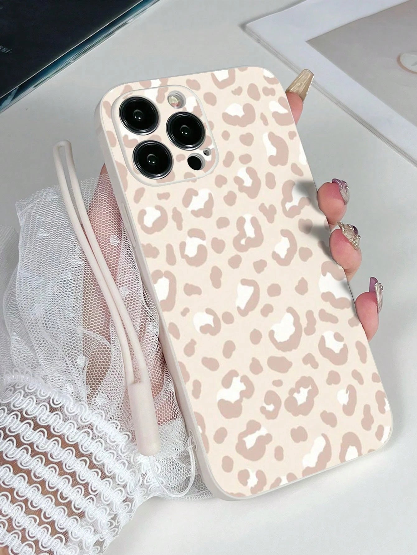 Leopard Print Silicone TPU 1pc Purple TPU Leopard Print Shockproof Phone Case And 1pc Purple Silicone Wrist Strap, Compatible With Apple/Android Smartphones Including 13/13 Pro/13 Pro Max, 16 Pro Max