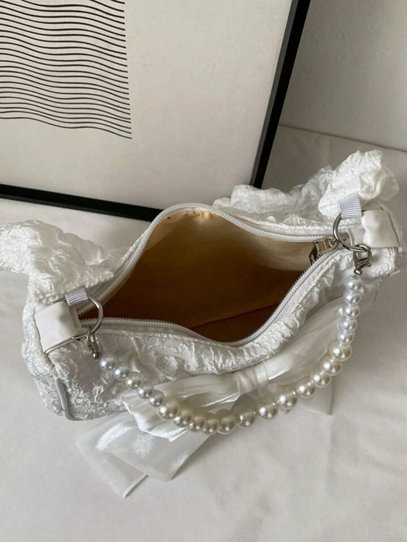 Lightweight Business Casual Diamond Grid Princess Style Faux Pearl Rhinestone Handbag, Decorated With Faux Pearl Chain And Jacquard Bow, Suitable For Party, Wedding, Prom And Formal Occasions, Can Hol