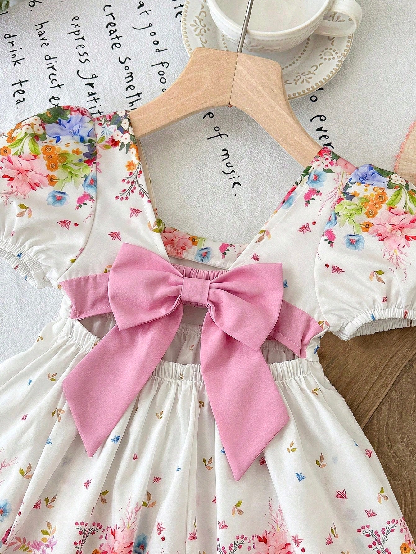 LMoss Kids Baby Girl Woven Ditsy Floral Square Collar Puff Sleeve Casual Cute Big Bow Decor Dress