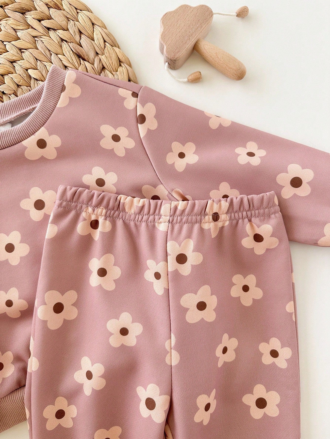 Loomiva 2pcs Baby Girl Floral Print Knit Soft Crew Neck Long Sleeve Sweatshirt And Elastic Waist Pants Set Flower Two Piece Toddler Outfit Fall Winter
