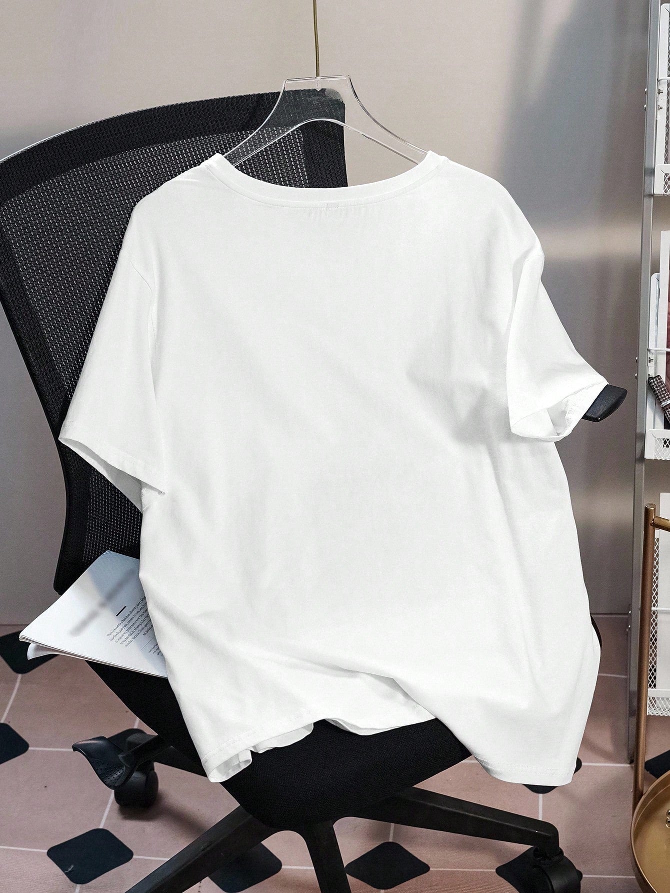 LOONEY TUNES X Plus Size Women's Letter Cartoon Print Round Neck Short Sleeve Casual T-Shirt
