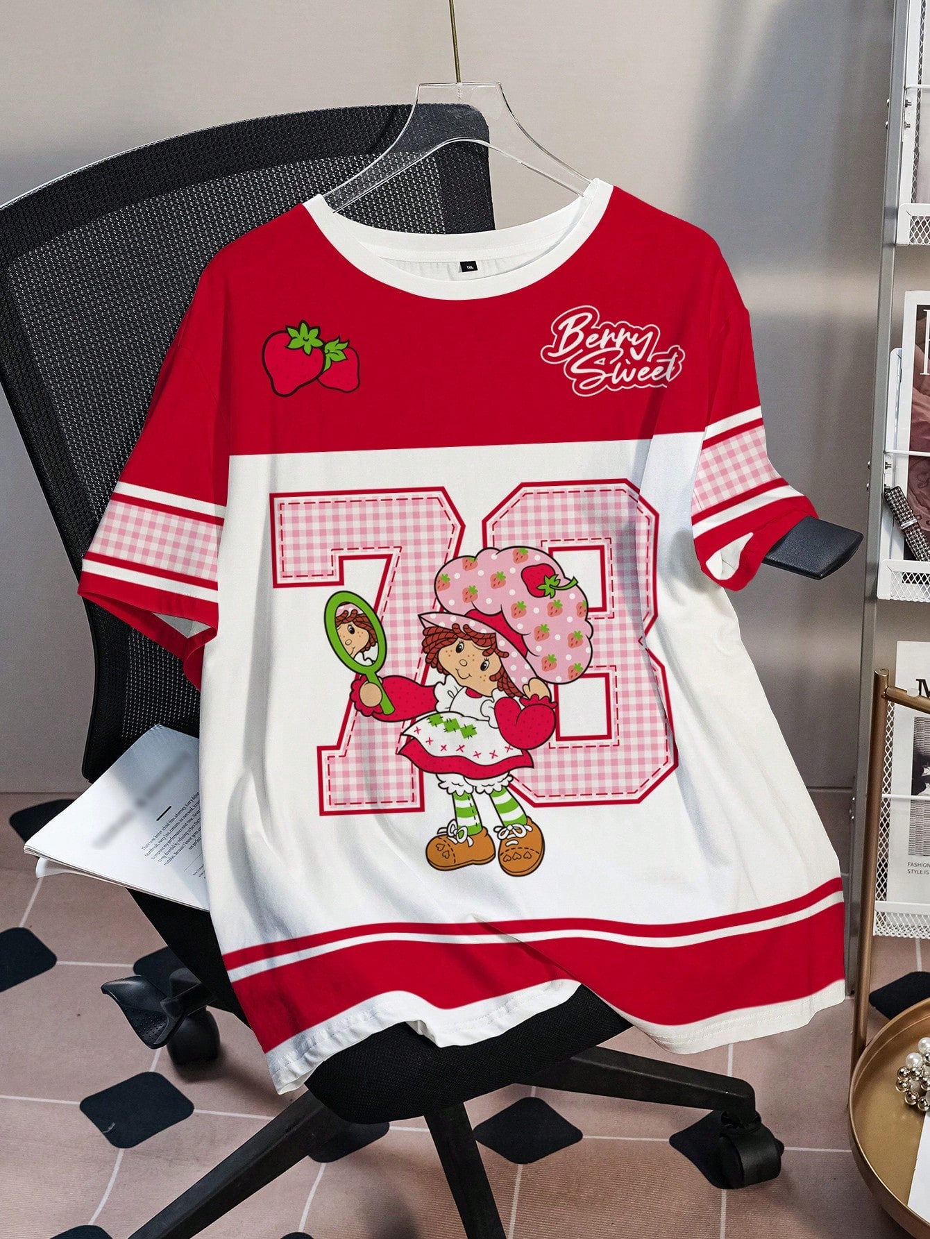 LOONEY TUNES X Plus Size Women's Letter Cartoon Print Round Neck Short Sleeve Casual T-Shirt