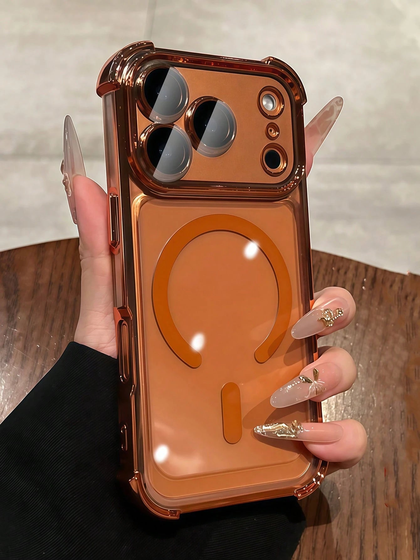 Luxury Blue Magnetic Style Translucent Shockproof Phone Case With Camera Lens Protection Supports Magnetic Wireless Charging Compatible With IPhone 17 Pro Max 17 Pro 17 16 15 14 13 Pro Max Provides Fu