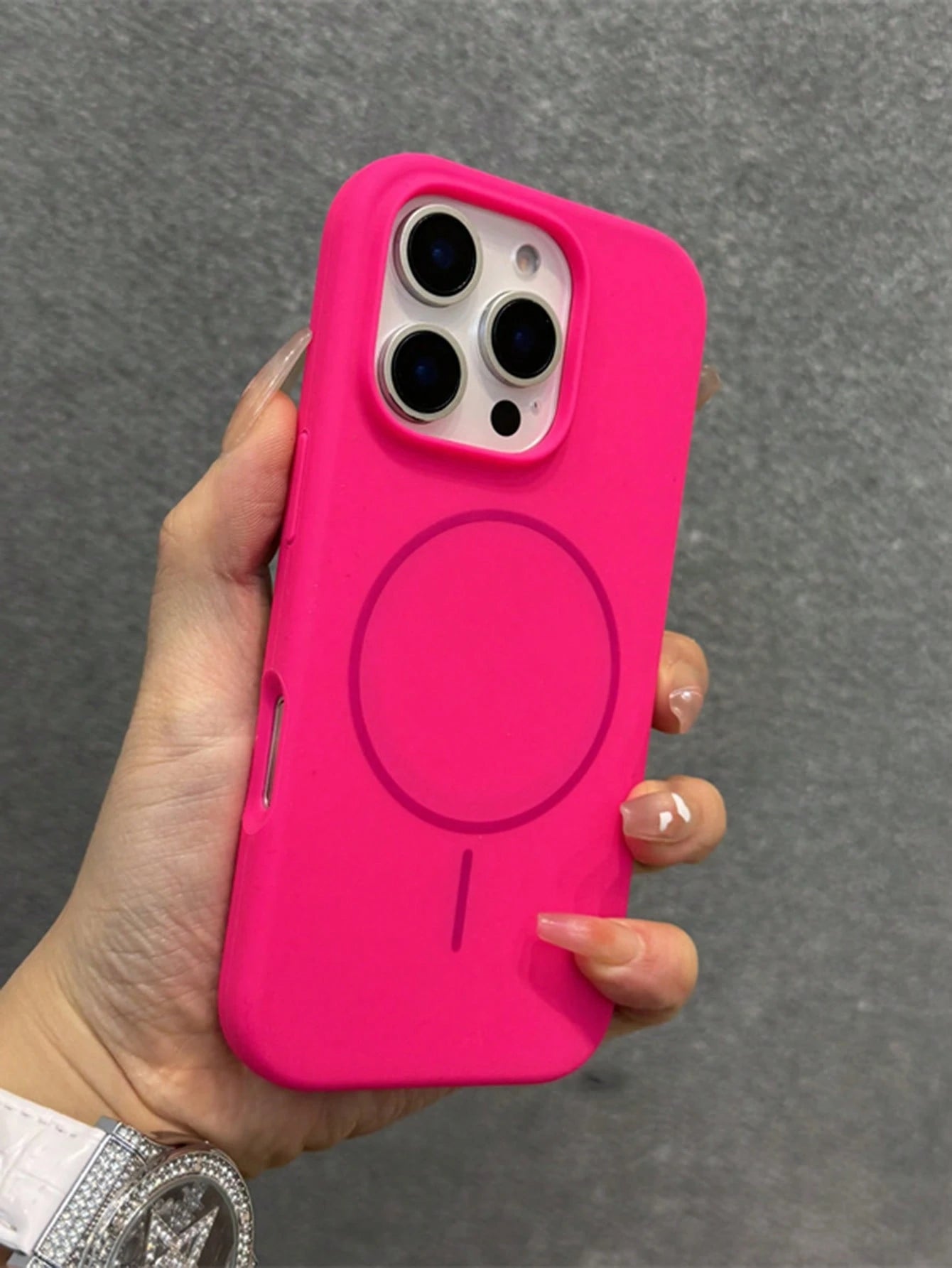 Magnetic Luxury Yellow Soft Silicone Solid Color Phone Case Compatible With IPhone 17 Pro Max/17/16/15/14/13/12/11 Pro Max Plus Supports Magnetic Wireless Charging Shock-Proof Protective Cover Spring