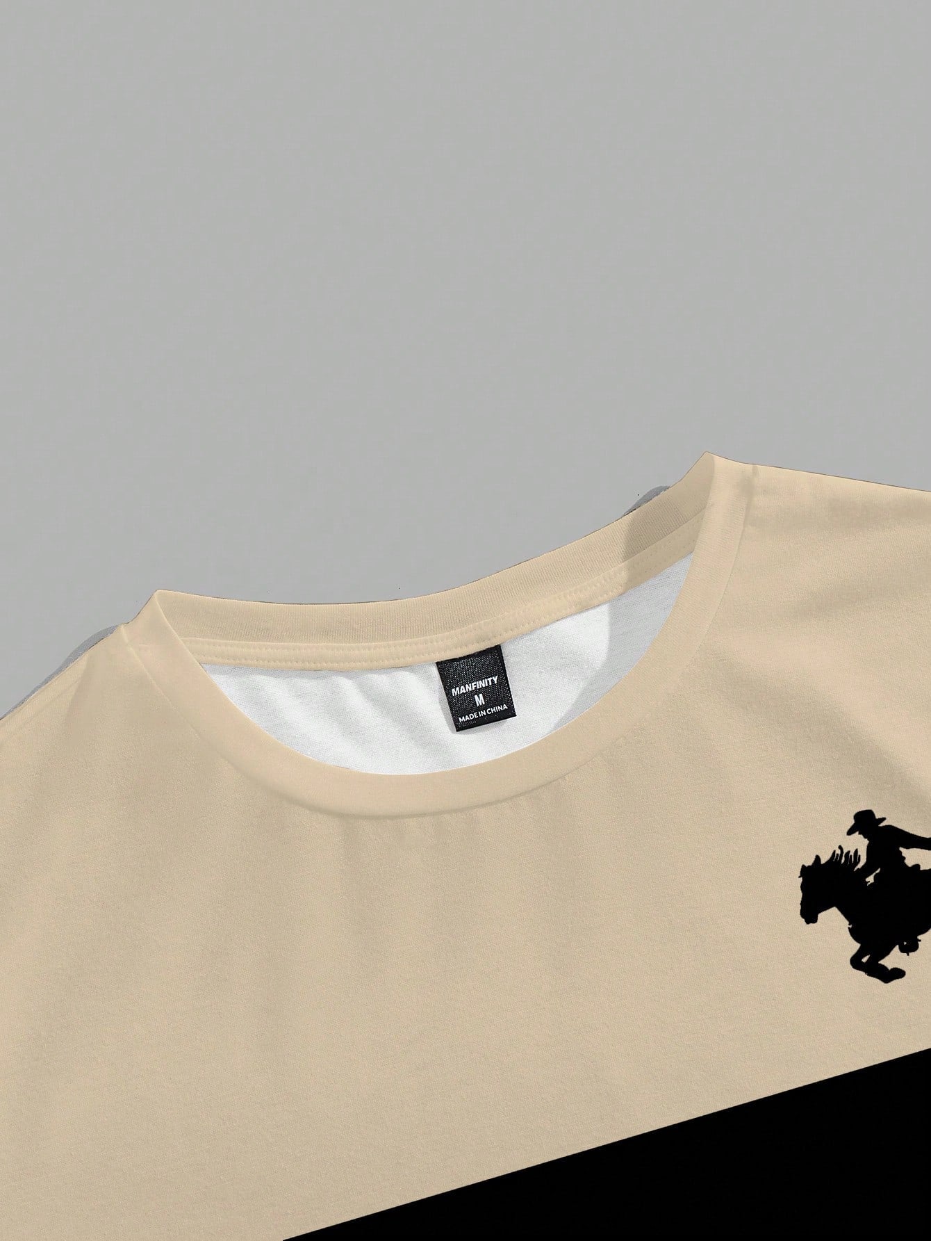 Manfinity Hypemode Men's Classic Striped Horse Logo Apricot T-Shirt