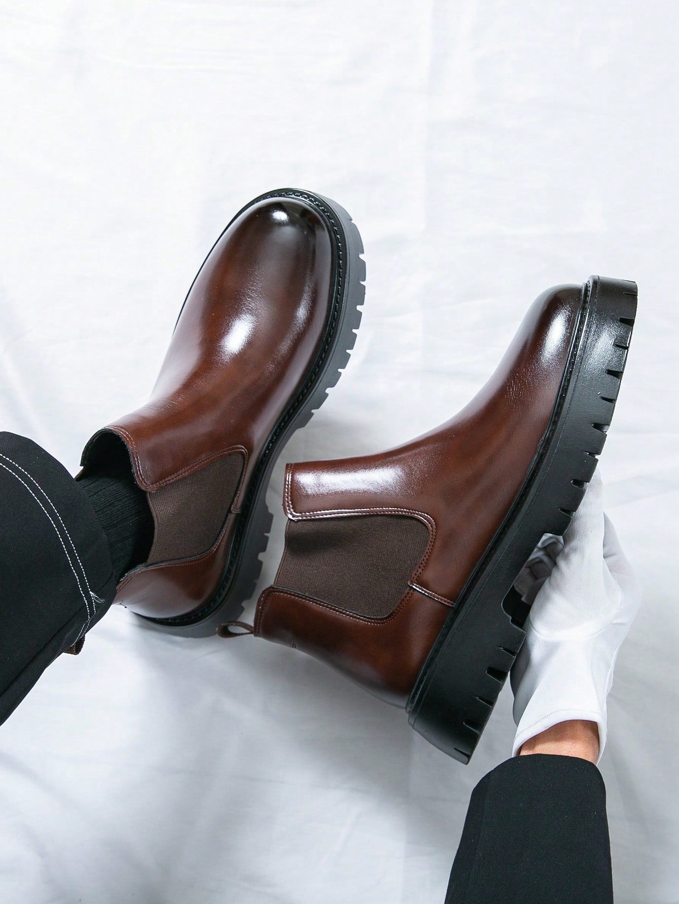 Men's Chelsea Boots High-Top Motorcycle Boots New Versatile Shoes Korean Style Casual Shoes British Style Faux Leather Men's Shoes