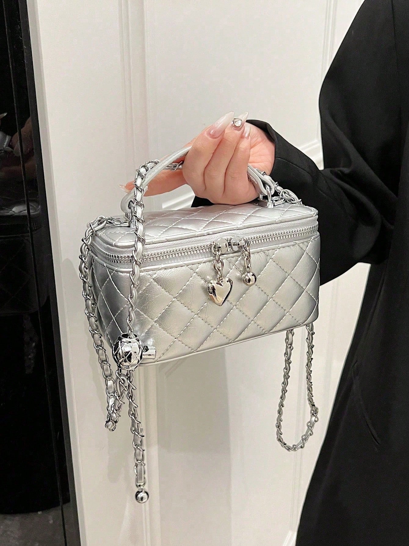 Mini Lipstick Quilted Diamond Stitch Box Bag, Stylish Versatile Zipper Square Handbag With Chain Strap Crossbody Bag For Women