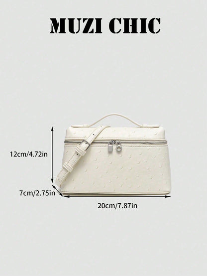 Minimalist Fashion Handbag With Polished Silver Hardware And Top Handle. The Simple Silhouette And Luxurious Texture Exude Understated Parisian Elegance, Perfect For Various Daytime And Evening Occasi
