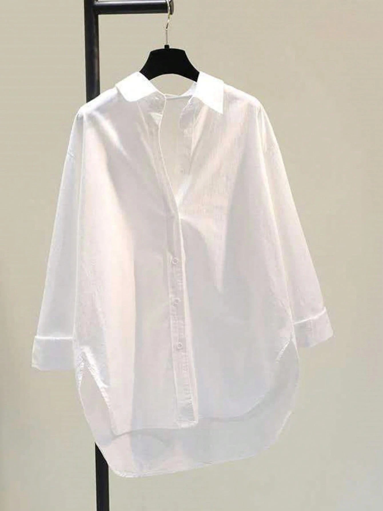 Minimalist Lapel Long Sleeve Loose Women's Shacket, Featuring Shirt Collar And Asymmetric Hem Design White Spring
