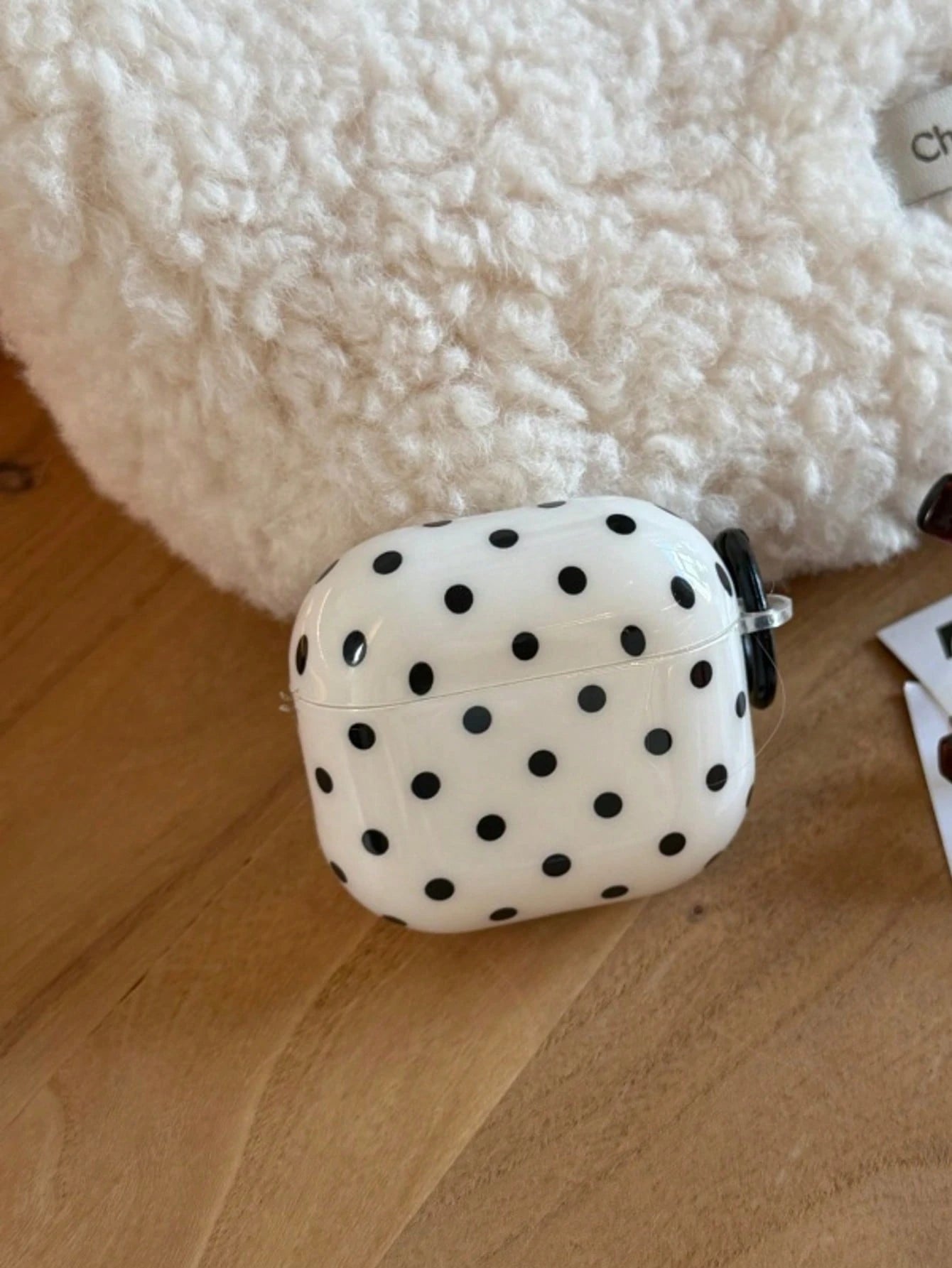 Minimalist Polka Dot Black White Bluetooth Earphone Case Pro 3 Compatible With Airpods 3rd Gen Protective Cover Compatible With Apple 2nd Gen New Model Niche Heart Pendant Anti-Drop Compatible With Ai