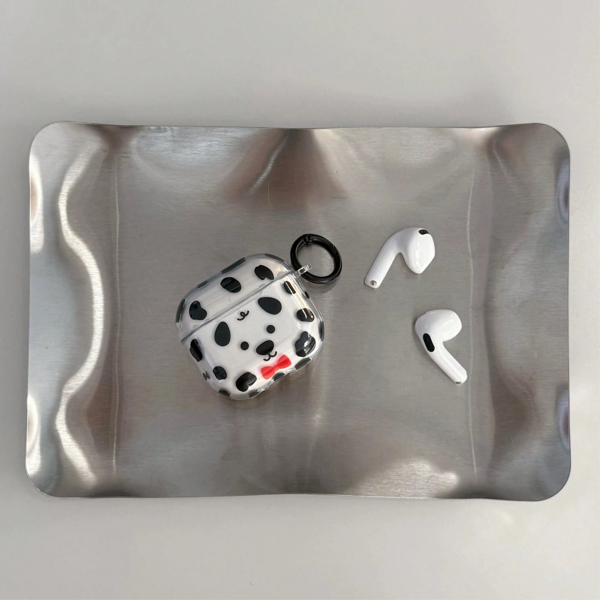 Minimalist Transparent Polka Dot Bow Tie Dog Leash Hook Earphone Case Compatible With Apple AirPodsPro3 Case/AirPodsPro2 Case/AirPodsPro Case/AirPods4 Case/AirPods3 Case/AirPods2 Case/Fashionable Wome