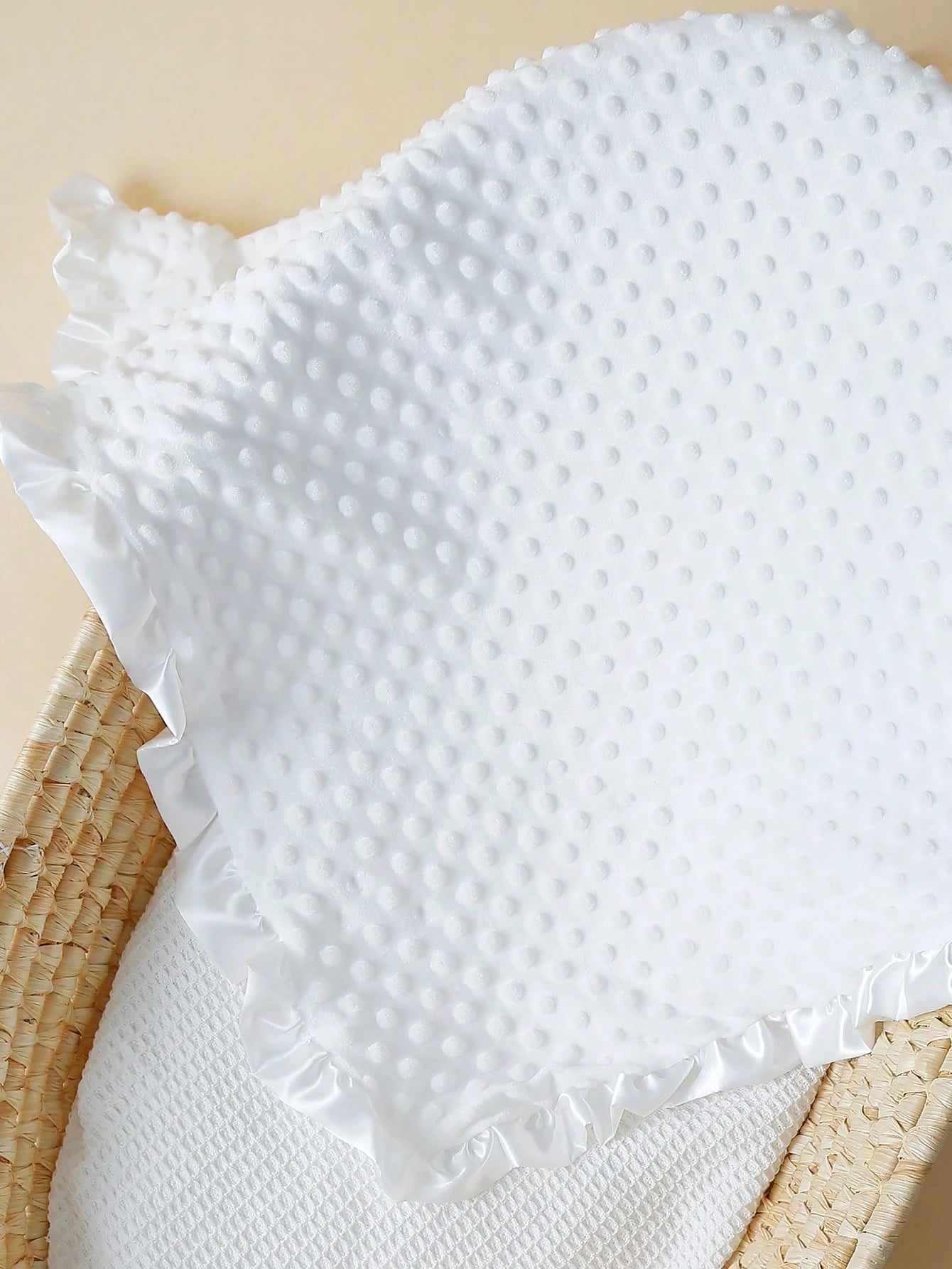 momscare 1pc White Baby Swaddle Blanket, Soft Minimalist Baby Blanket. Suitable For Newborns And Infants- Adorable Design Baby Blanket With Ruffle Trim- Perfect Baby Gift For Valentine's Day For Boy