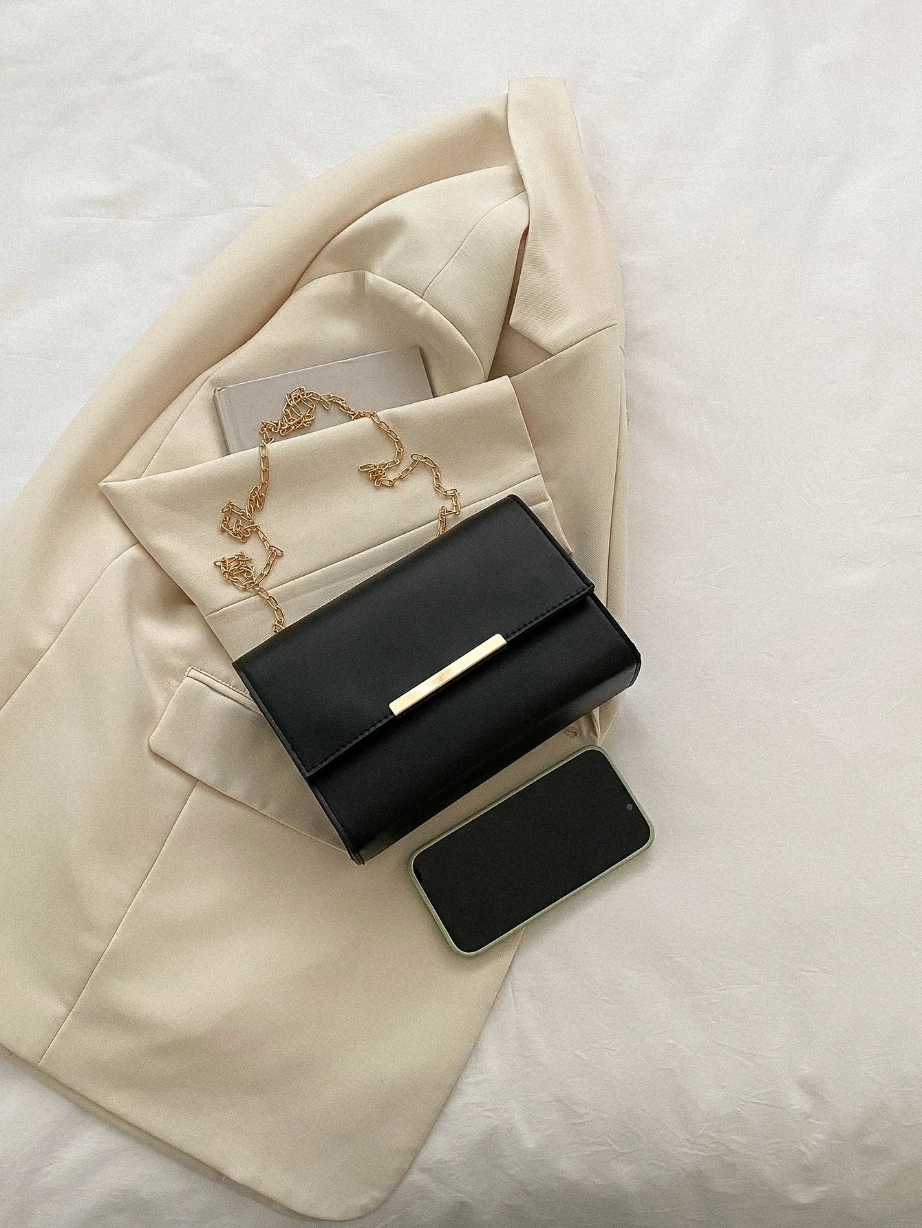 New Popular Small Square Bag With Chain Strap, Simple Solid Color Women's Crossbody Bag With Retro Casual Shoulder Bag, 2021, Old Money