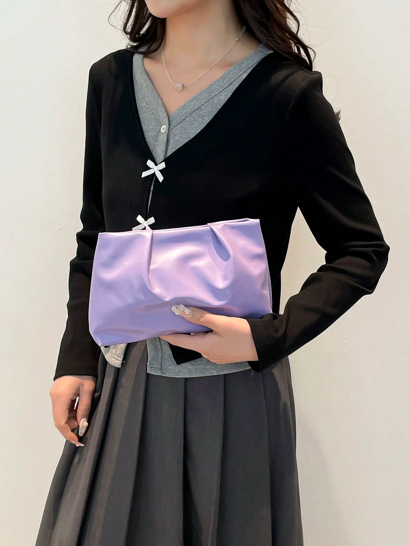 New Spring/Summer Fashion Solid Color Wristlet Pouch, Pleated Cloud Shaped Casual Clutch Envelope Bag, Cosmetic Bag, Travel Accessory Bag, Insert Bag, Toiletry Bag, Storage Pouch