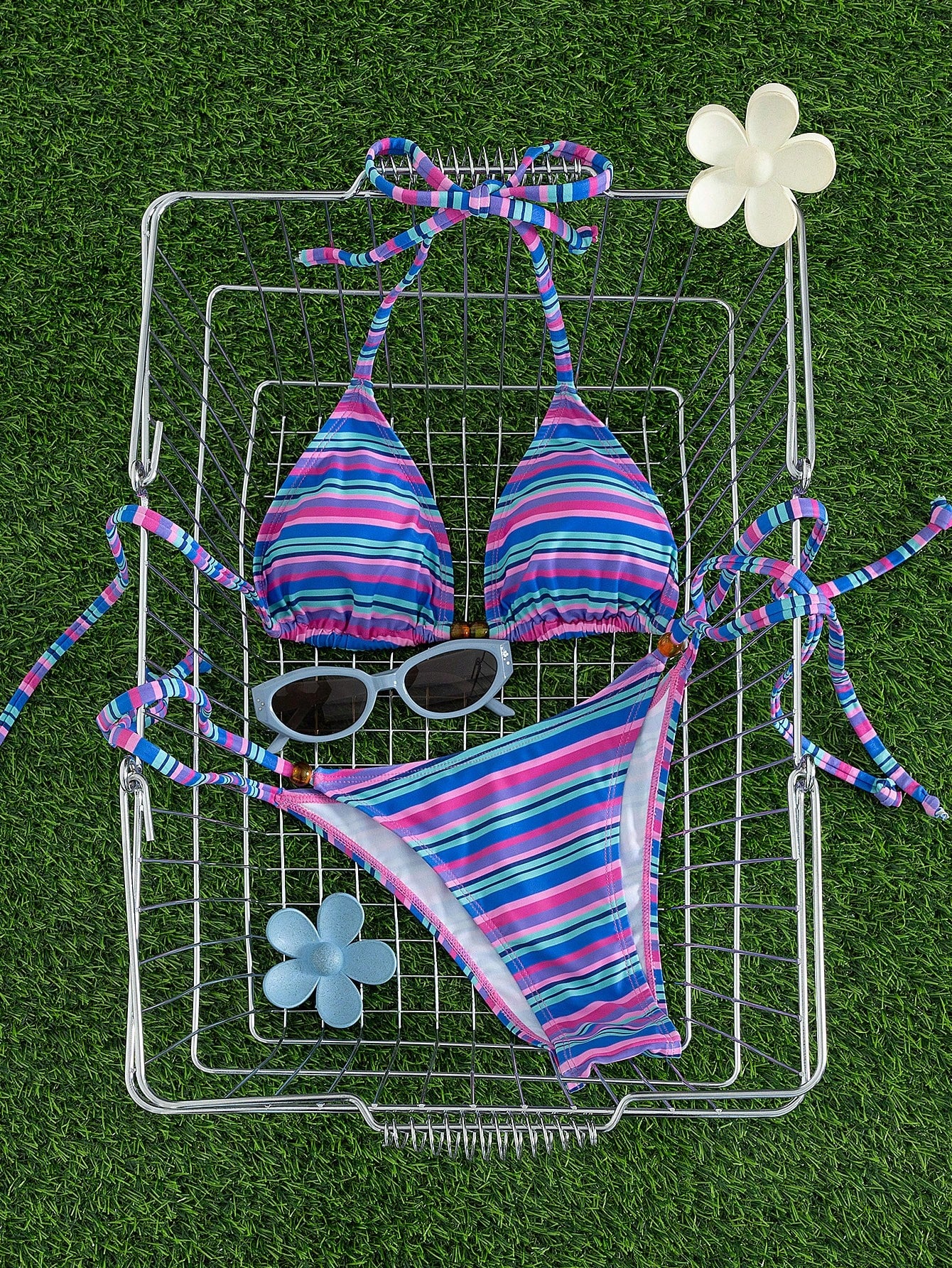New Stylish Halter Neck Tie-Up Striped Bikini Set For Women, Includes Triangle Top And Bottom Vacation Beach Summer, Aesthetic