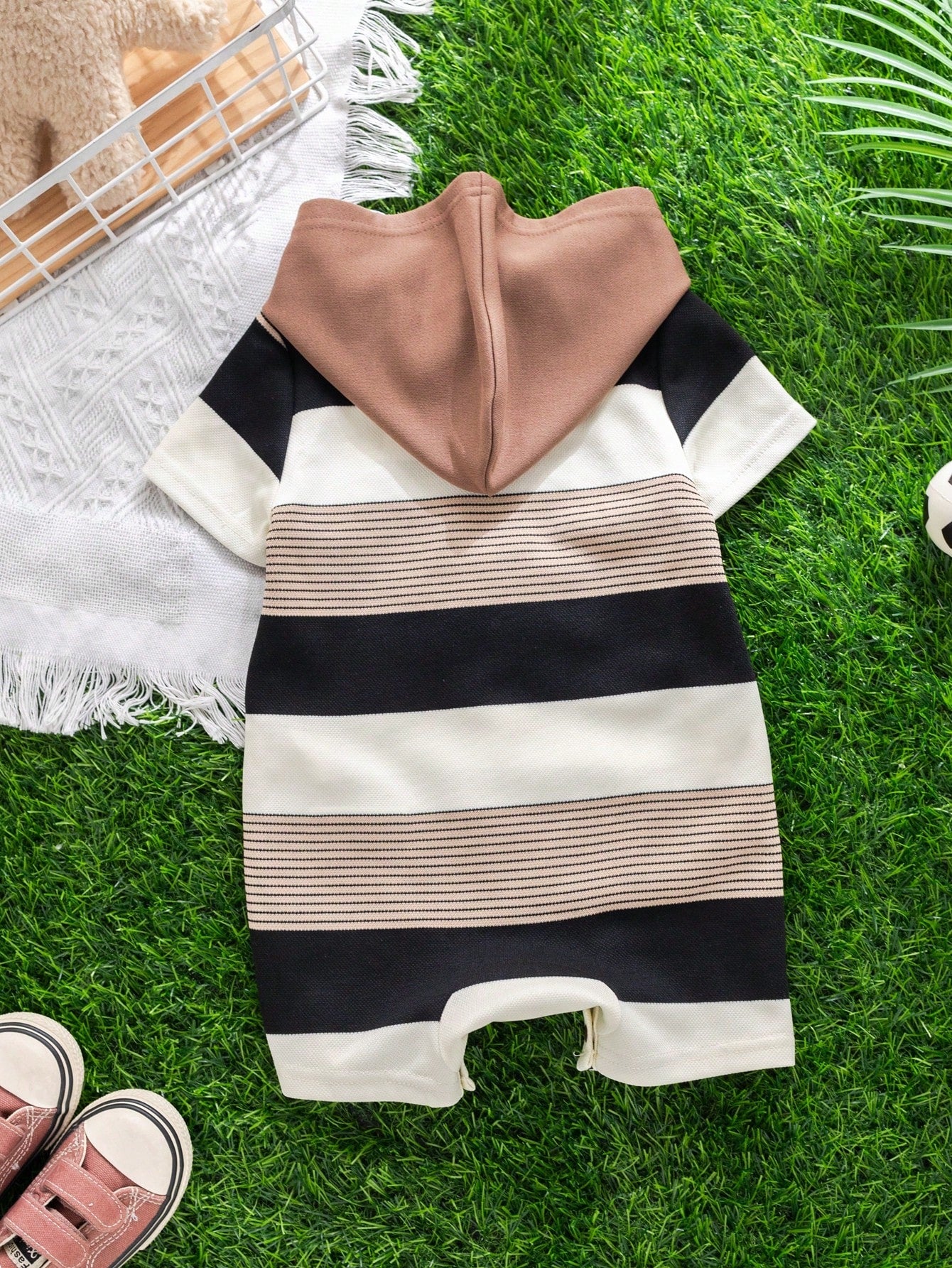 Newborn Baby Boy Cute Summer Knit Patchwork Striped Bear Pattern Hooded Romper
