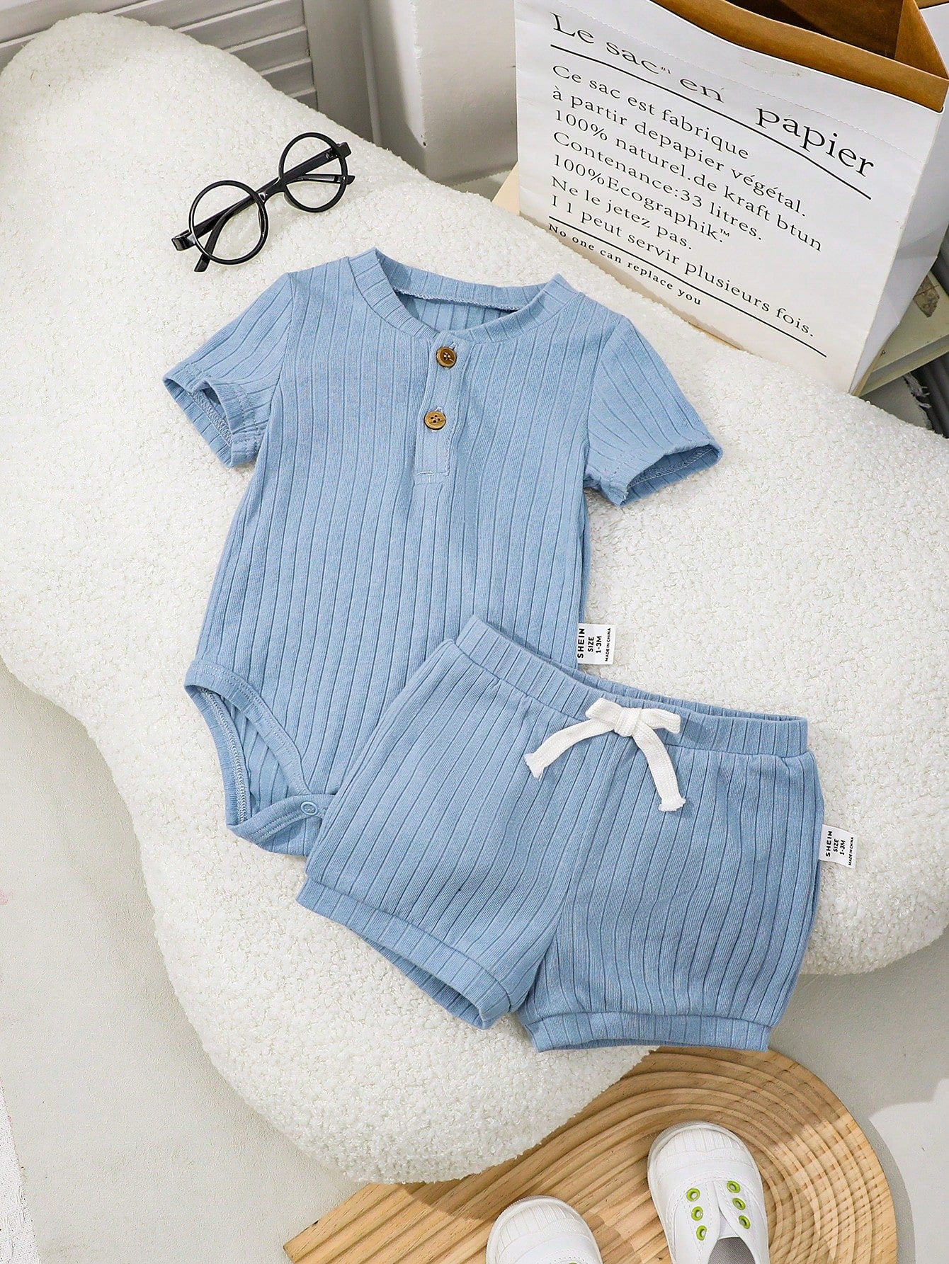 Newborn Baby Boy/Girl Soft & Comfortable Short Sleeve Bodysuit And Shorts Set