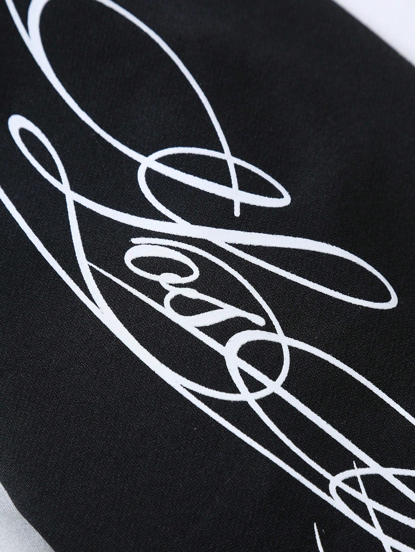 PAVTROS Men's Loose Fit Raglan Sleeve T-Shirt,Black & White Contrast Handwritten English Print Graphic Baseball Tee,Autumn Streetwear City Break Long Sleeve