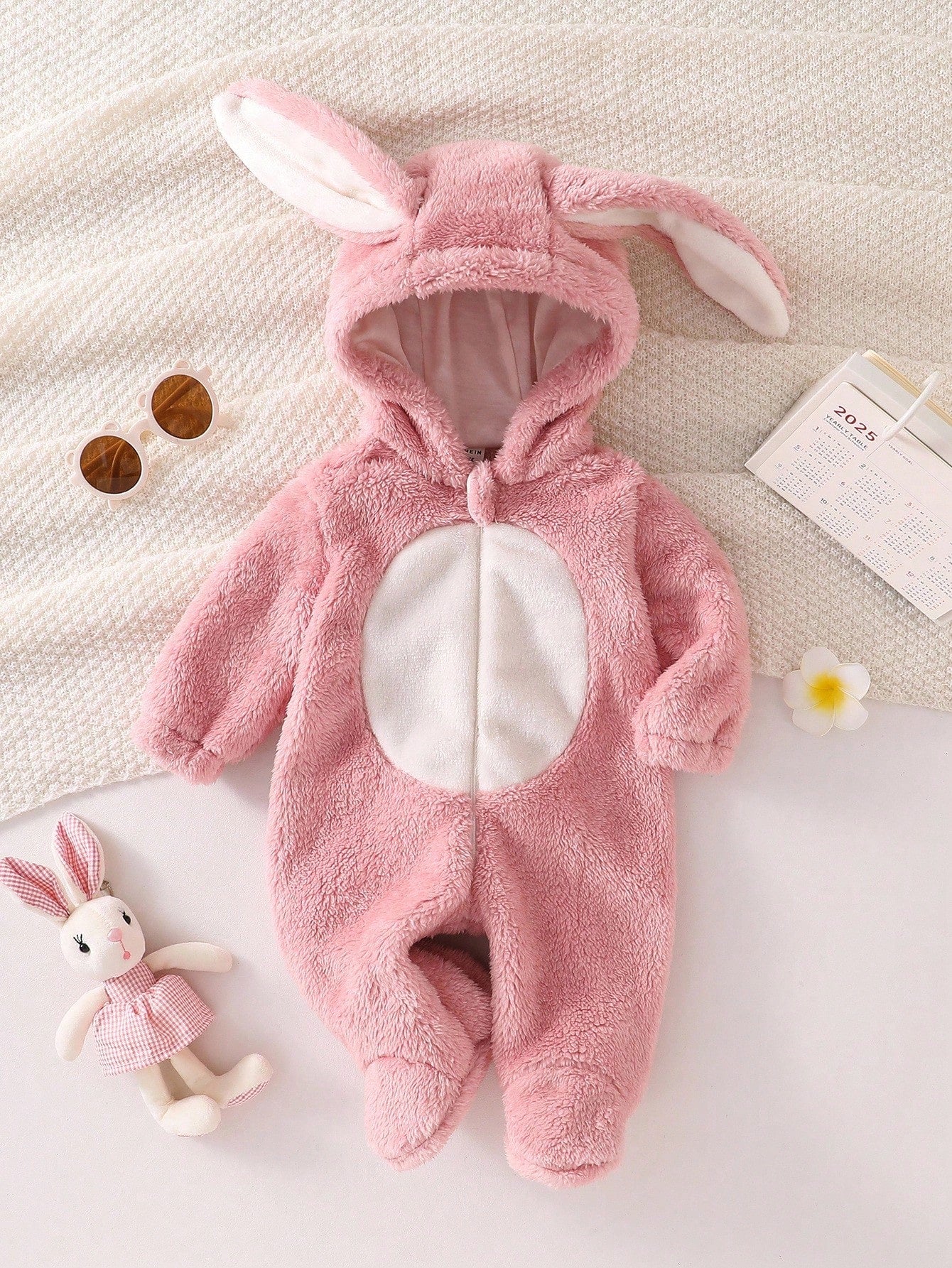 Playful Pals Newborn Fleece Hooded Romper With Cute 3D Rabbit Ears, Long Sleeve And Pants, Autumn Outfit For Kids Birthday Light Pink Kawaii
