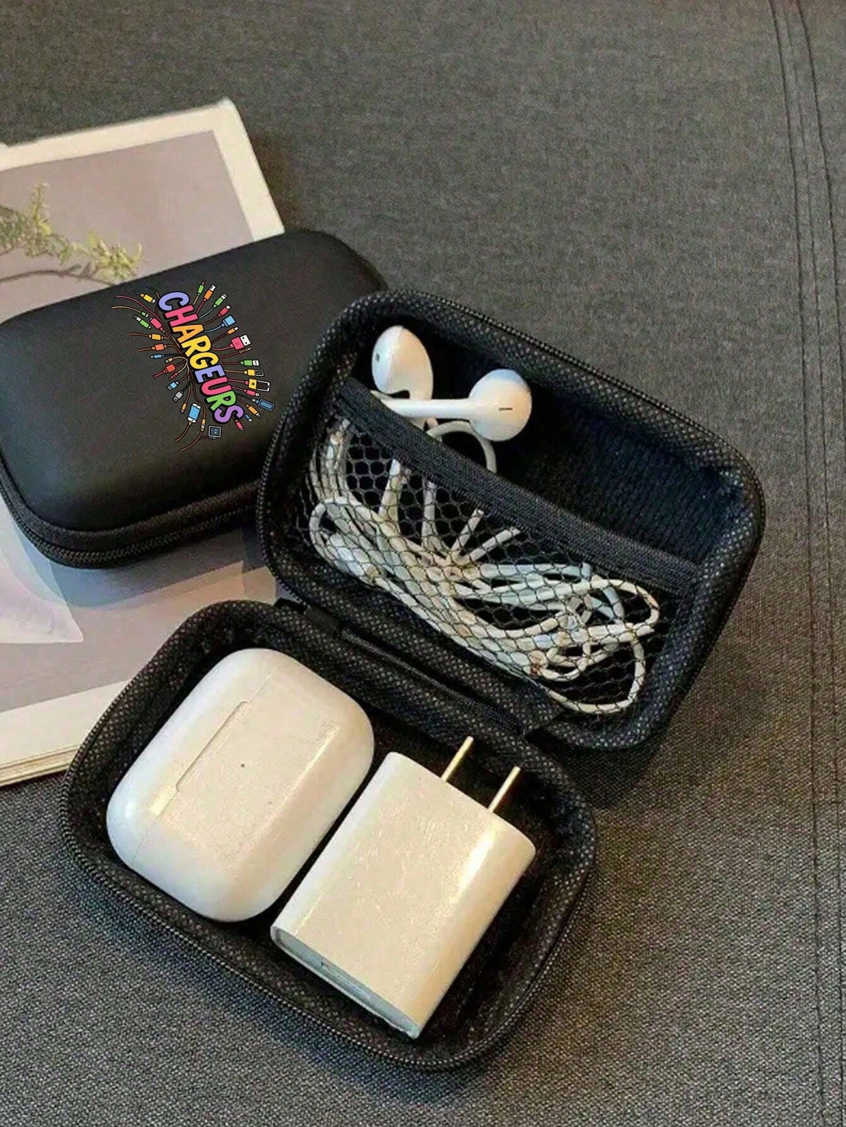 Portable Mini Storage Bag With "Charging" Text And Charger Pattern, Shockproof Digital Pouch, Phone Charger & Data Cable Organizer, Zipper Wallet Style Storage Bag, Electronics Organizer Bag, Suitable