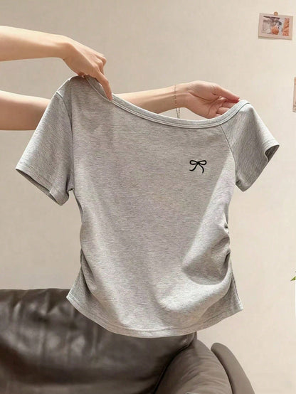 Resyla Plus Size Women's Bowknot Embroidery Shoulder T-Shirt, Slim Fit Short Crop Top For Summer