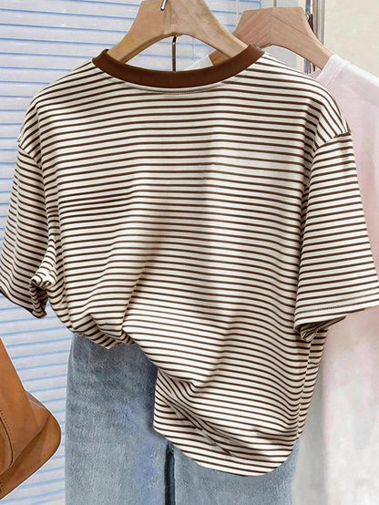 Resyla Striped Digital Print, Bow Embroidery Fashionable Minimalist Women's Regular Crew Neck T-Shirt, Gift For Friends