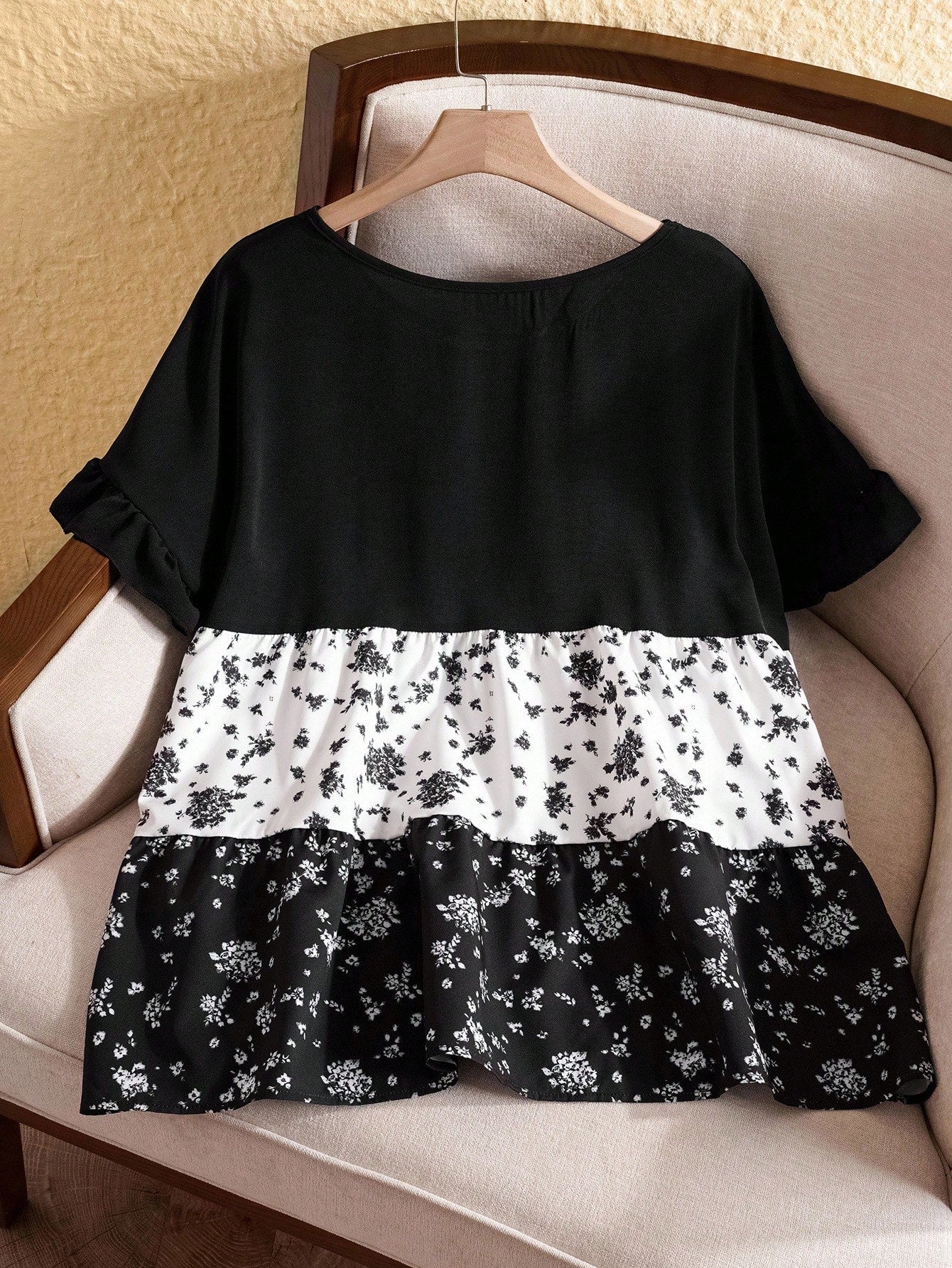 Rusticease Women's Plus Size Casual Black And White Color Block Mixed Ditsy Floral Shirt,Summer Boho Holiday Vacation Style,Western Mother's Day Country