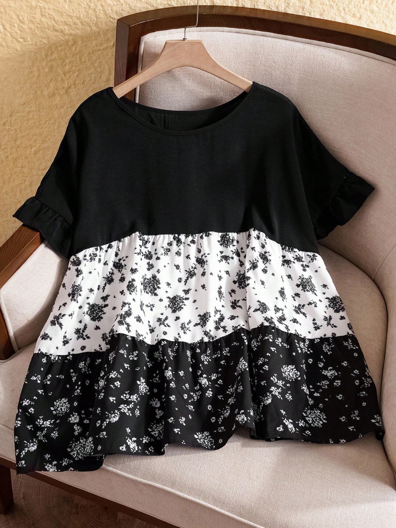 Rusticease Women's Plus Size Casual Black And White Color Block Mixed Ditsy Floral Shirt,Summer Boho Holiday Vacation Style,Western Mother's Day Country