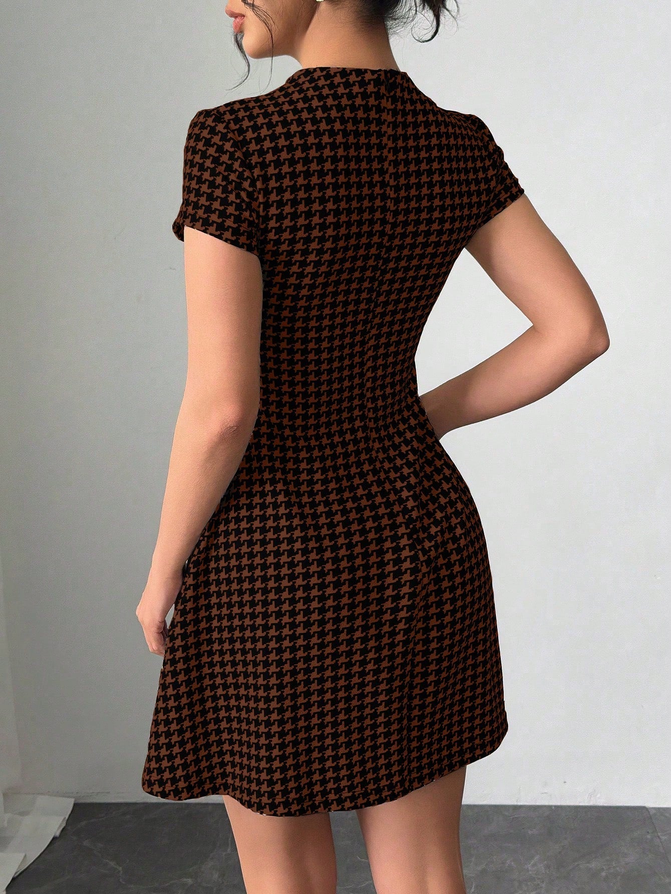 Selianne Slim Fit Cocktail Princess Dress With Short Sleeves And Waistline, Houndstooth Pattern Design, Cutout Details, Unique Style, Assorted Floral Prints