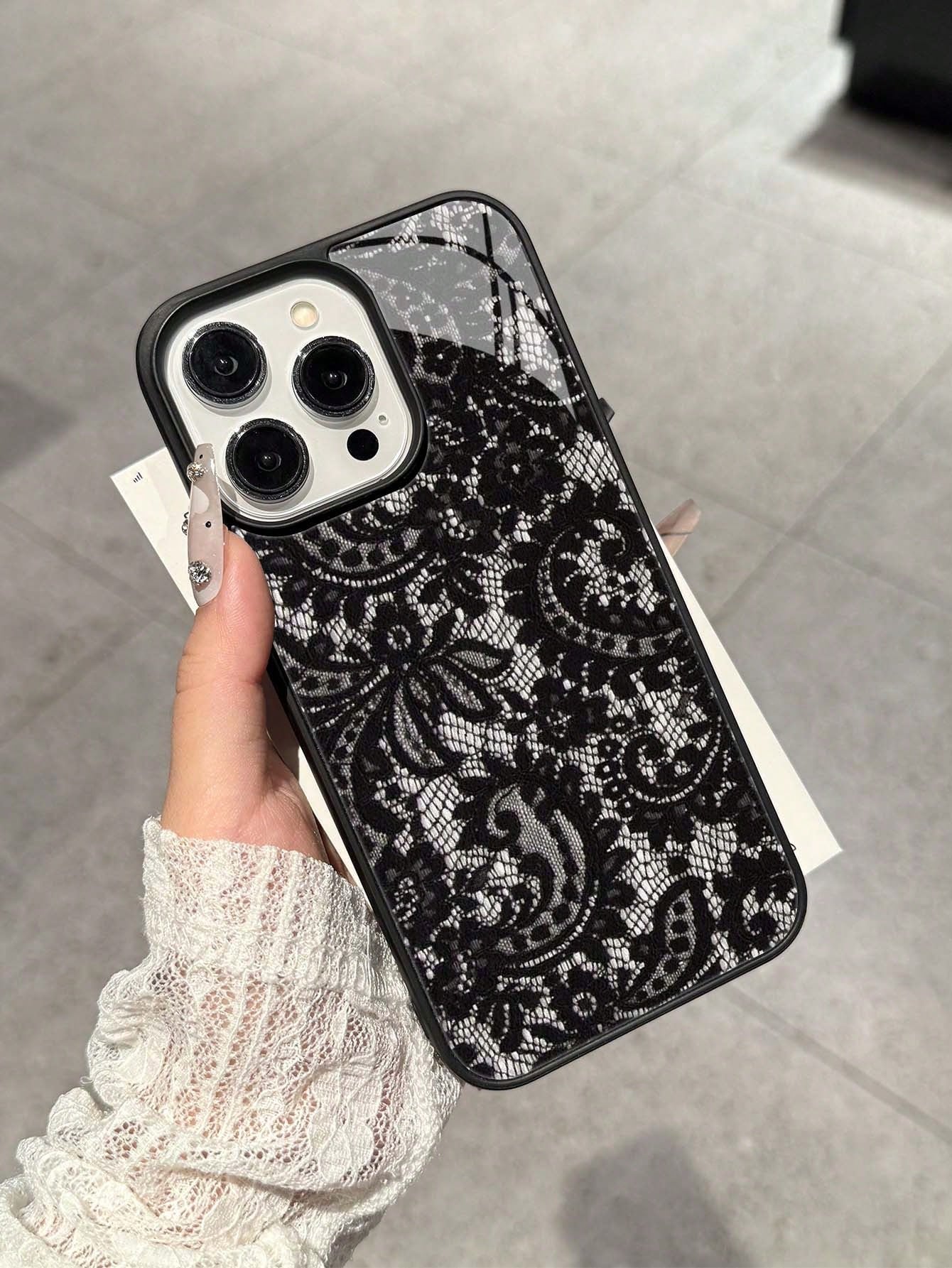 Shockproof Lace Element 1pc Acrylic 2-In-1 Lace Pattern Phone Case Compatible With IPhone 17 Pro Max 11/12/13/14 Plus XR/7/8 Plus 15 Pro Max 17 Pro 17 Air 16 Pro Max And Series Spring Gift Birthday Ca