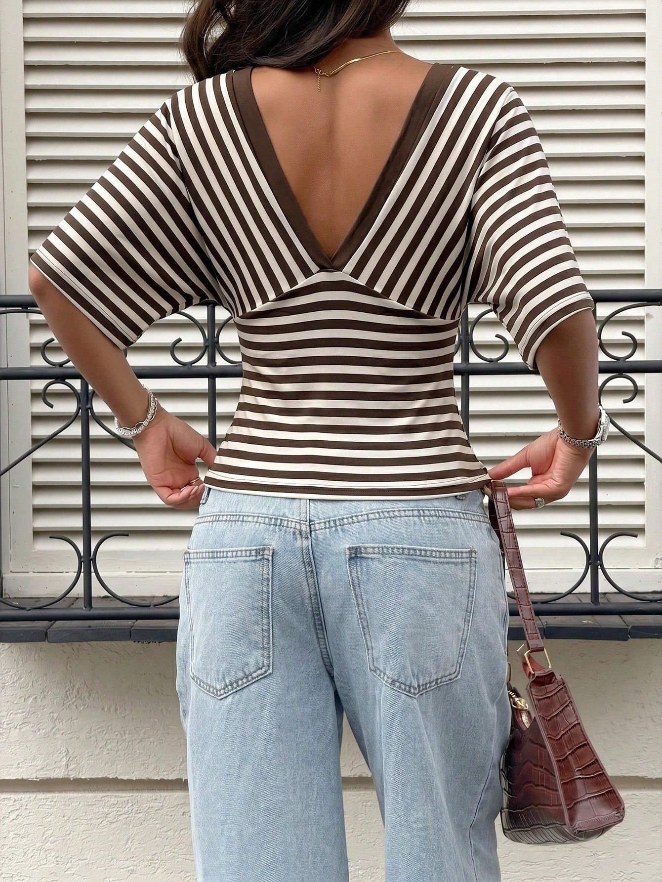 Siren Gaze Women's Summer Short Sleeve Fitted V-Neck Striped T-Shirtworld Cup Going Out Night Out Brown Striped Striped Striped Checkered Sexy