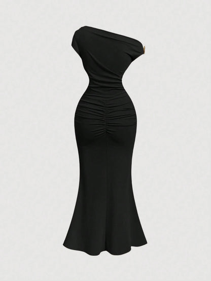 Skyraze Asymmetric One-Shoulder Mid-Length Dress – Elegant Sexy Single Shoulder Design Party Black Summer