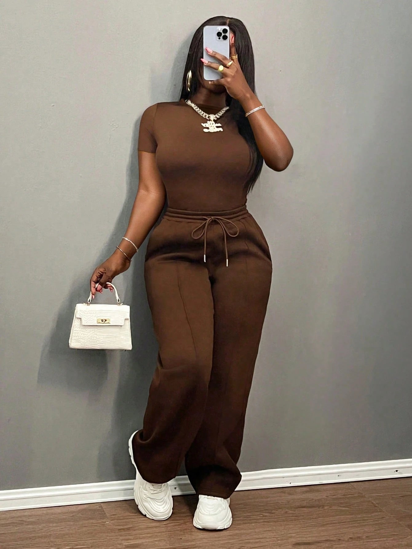 Slaydiva 2025 Women's Casual Coffee Brown Summer Lounge Two-Piece Set,Round Neck Slim Short Sleeve T-Shirt Drawstring Waist Straight Pants,Daily Travel