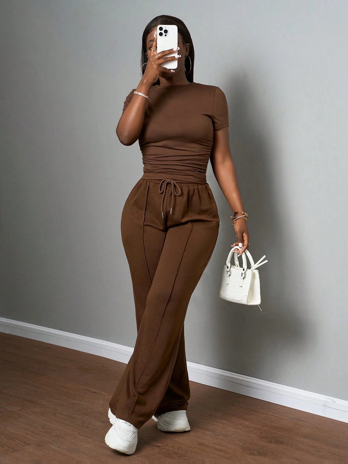 Slaydiva 2025 Women's Casual Coffee Brown Summer Lounge Two-Piece Set,Round Neck Slim Short Sleeve T-Shirt Drawstring Waist Straight Pants,Daily Travel