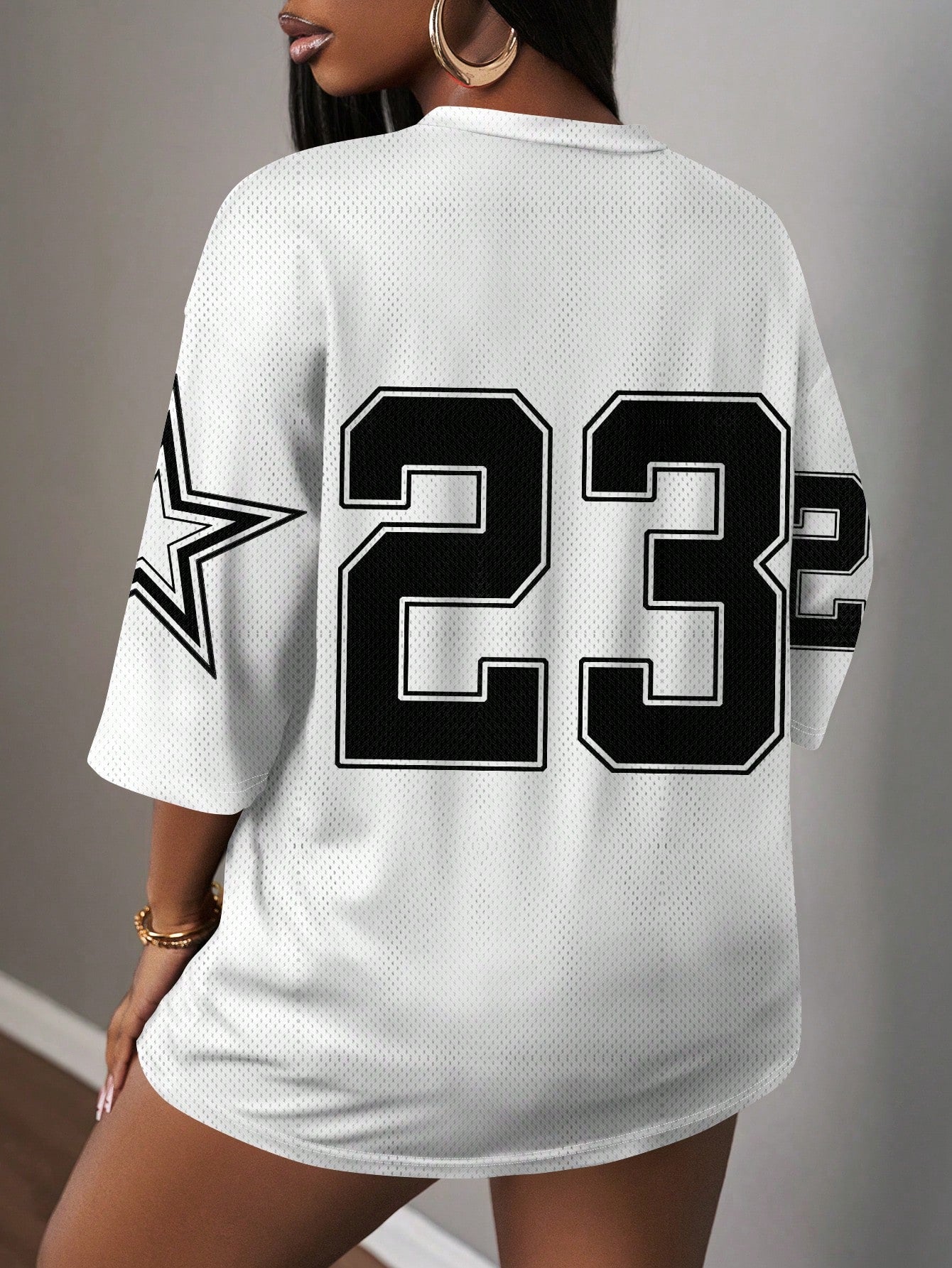 Slaydiva Casual Minimalist Letter & Number Graphic Women T-Shirt, Suitable For Summer Carnival