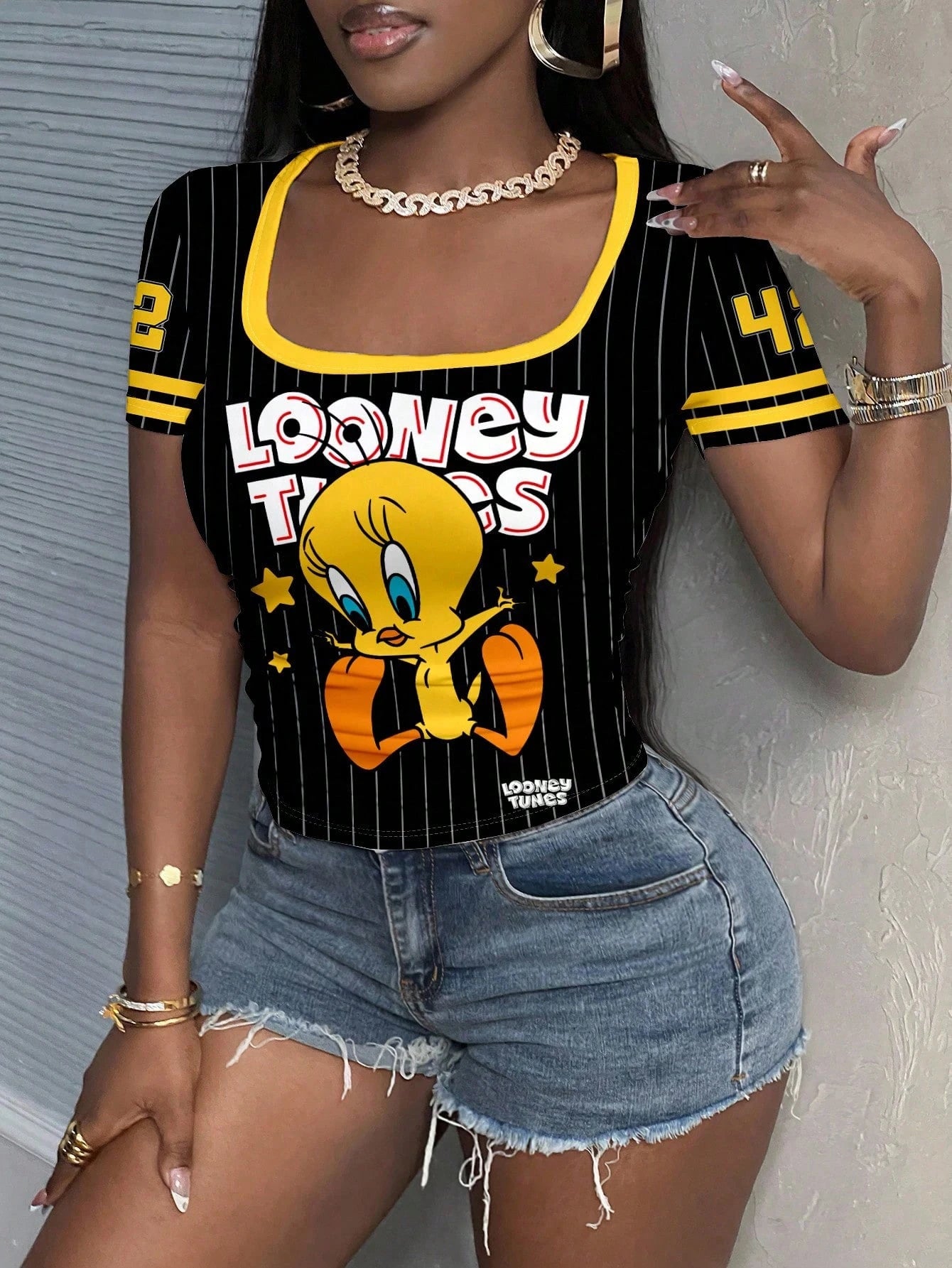 Slaydiva LOONEY TUNES X Plus Size Women's Fun Black Letter Print Color Block Short Sleeve T-Shirt Back-To-School Holiday Semi Formal Tennis Summer