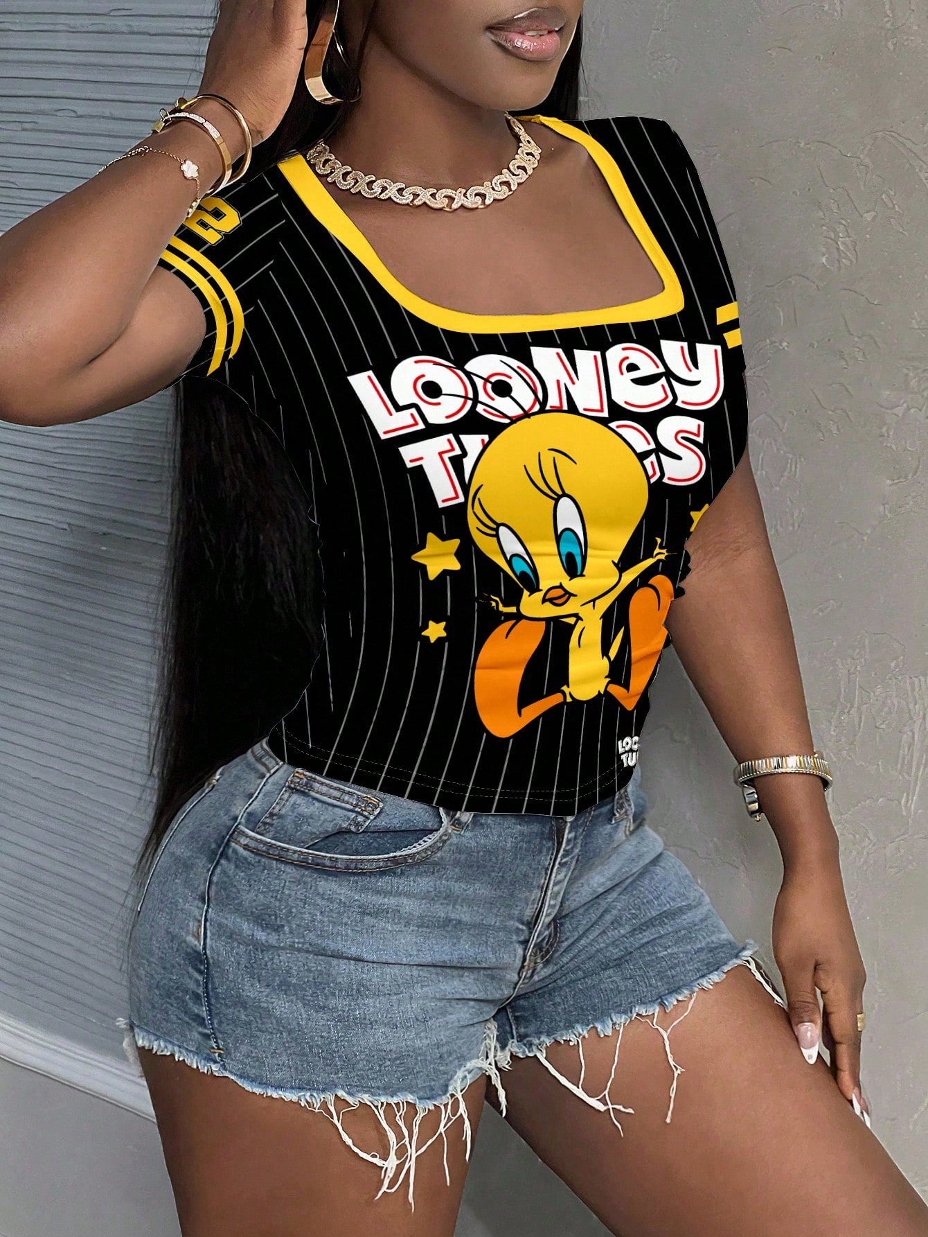 Slaydiva LOONEY TUNES X Plus Size Women's Fun Black Letter Print Color Block Short Sleeve T-Shirt Back-To-School Holiday Semi Formal Tennis Summer