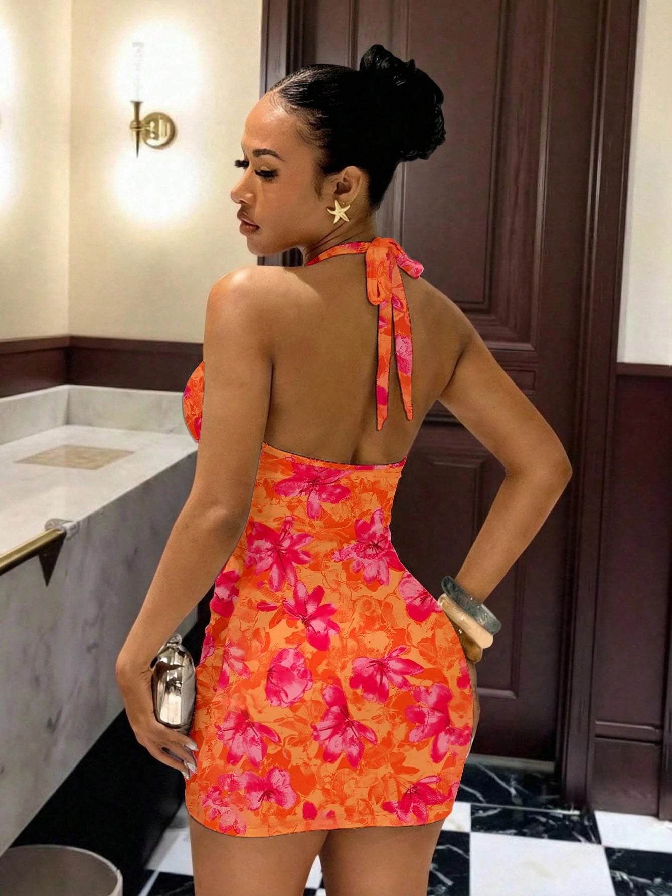Slaydiva Women's Burnt Orange Floral Print Halter Neck Tie Mini Dress Slim Fit Sleeveless Boho Tropical Sexy Y2k Casual Summer Vacation Wedding Night Out Beach