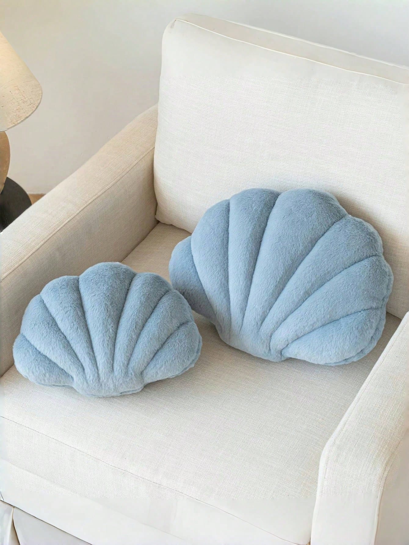 Soft Faux Fur Seashell Decorative Throw Pillow, Suitable For Sofa And Bed, Seashell Shaped Decor Pillow, Ocean Style Cushion, Fashion Beach Home Decor