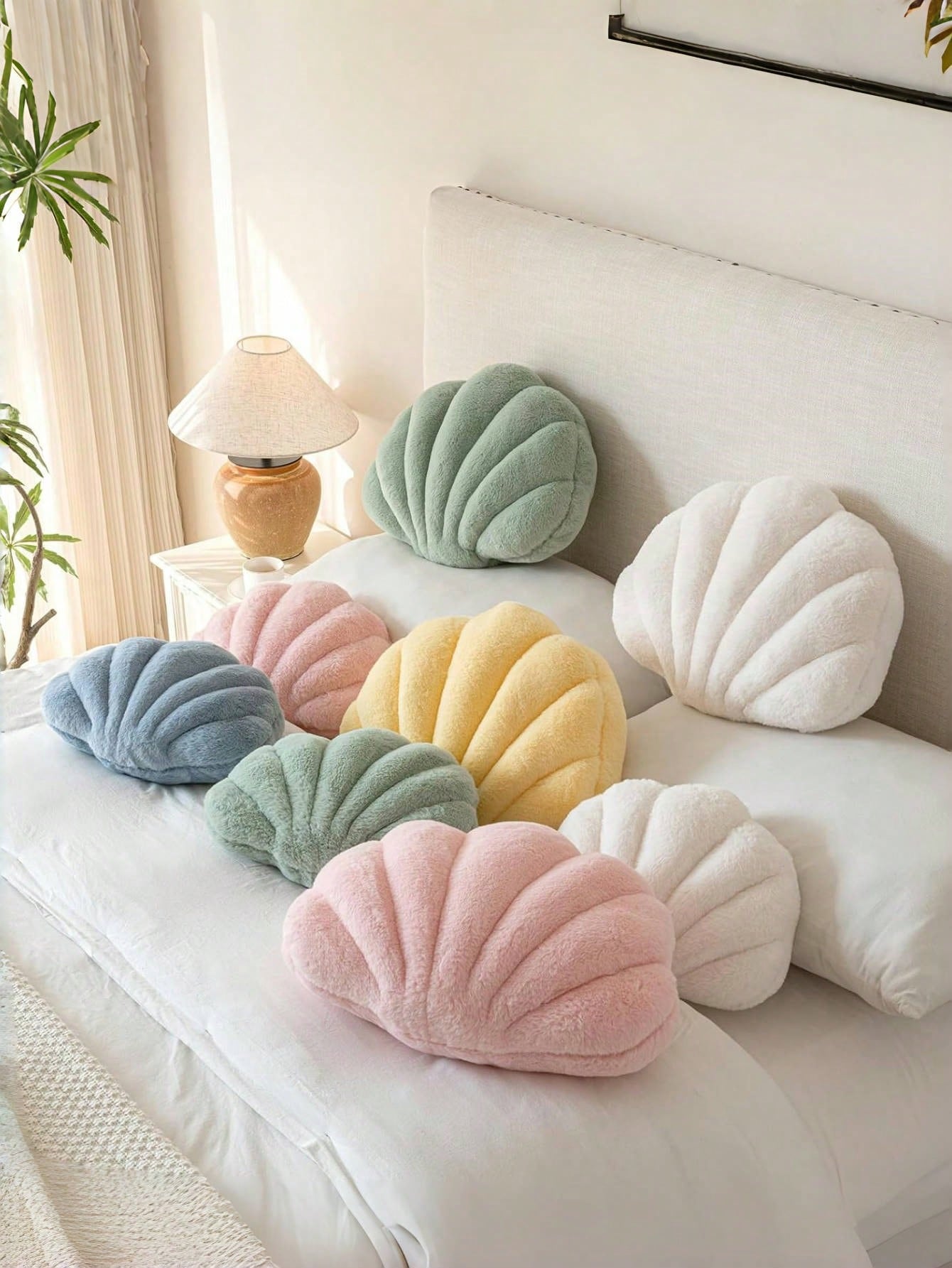 Soft Faux Fur Seashell Decorative Throw Pillow, Suitable For Sofa And Bed, Seashell Shaped Decor Pillow, Ocean Style Cushion, Fashion Beach Home Decor