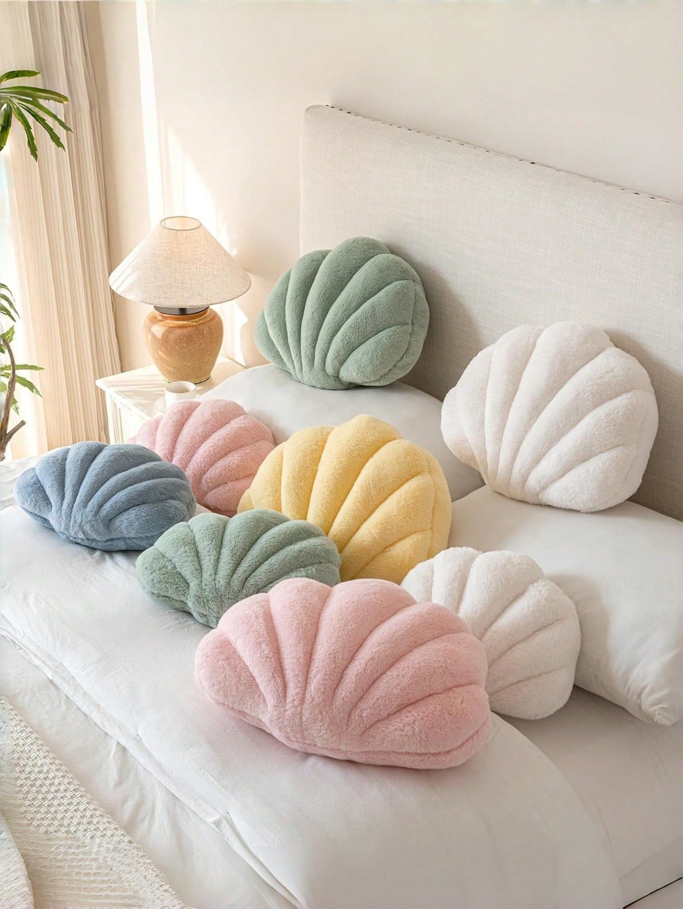 Soft Faux Fur Shell Decorative Throw Pillow, Suitable For Sofa And Bed, Shell Shaped Decor Pillow, Ocean Style Cushion, Fashion Beach Accent Pillow, Home Decor