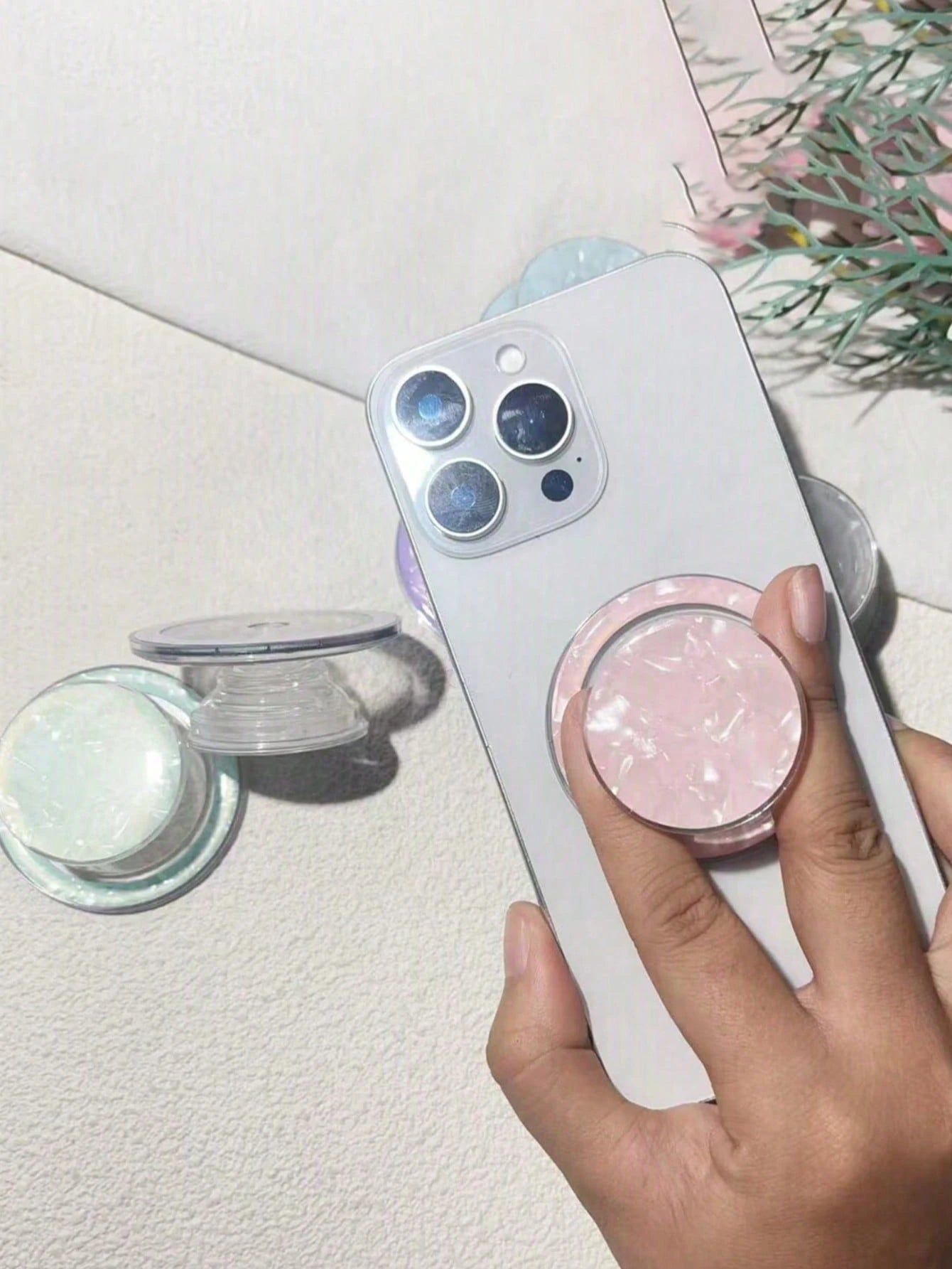 Solid Color Shell Texture Phone Stand, Retractable Phone Holder, Suitable For IPhone And Android Phones, Phone Grip Stand, Birthday Gift, Gift For Family And Friends, Birthday Sliding Phone Stand, Pho